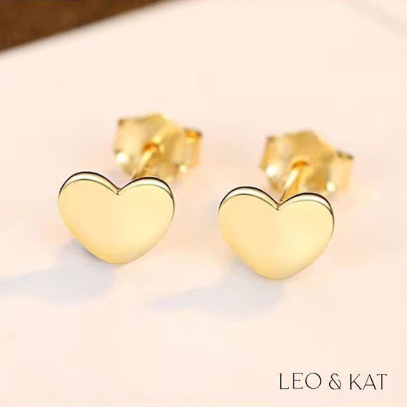 Dainty Gold Concave Heart Stud Earrings. 925 Sterling Silver. #1030 - Picture 2 of 3
